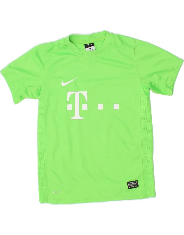 Men's Shirts with Striped PatternsNIKE Boys Dri Fit Graphic T-Shirt Top 10-11 Years Medium Green Polyester Men's Shirts with Striped PatternsNIKE Boys Dri Fit Graphic T-Shirt Top 10-11 Years Medium Green Polyester